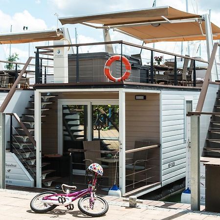 فيلا بورتوروزفي Marina Luxury Houseboat Olive المظهر الخارجي الصورة